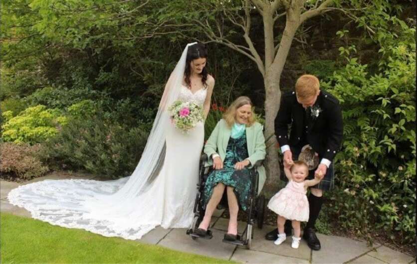 Highland Hospice Hosts a Very Special Wedding image